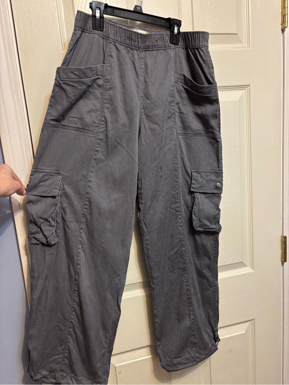 Women’s C&C California Gray Cargo Pants - Large